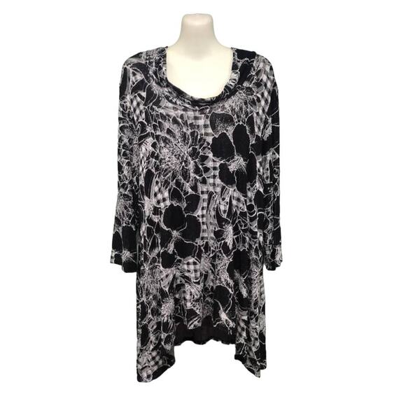 Tianello 3/4 Sleeve Tunic with Snakebite Hem, Black/White, Size L - Picture 1 of 5